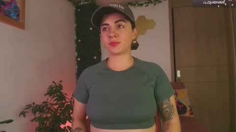 sairy_ online show from March 4, 3:36 am