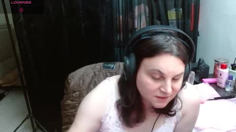 salacious_bunny online show from February 13, 10:29 am