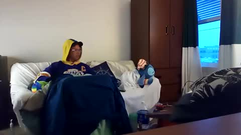 salis1981 online show from February 2, 1:12 am