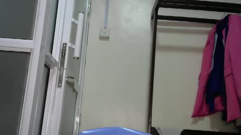 sally_beauty2023 online show from February 18, 8:49 am