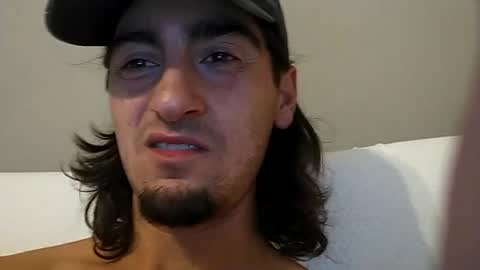 Snapshot of salmonman1305 chatting on September 27, 2:20 am salmonman1305 online show from September 27, 2:20 am