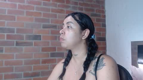   online show from December 19, 7:31 pm