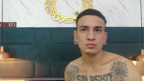 Snapshot of salome_daniel chatting on October 4, 9:23 pm salome_daniel online show from October 4, 9:23 pm