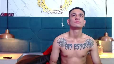 Snapshot of salome_daniel chatting on February 13, 11:04 pm salome_daniel online show from February 13, 11:04 pm