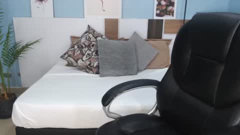 salome_veles online show from July 27, 6:05 pm