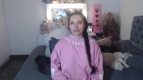 Snapshot of salomefox2 chatting on September 23, 5:01 am yenny online show from September 23, 5:01 am