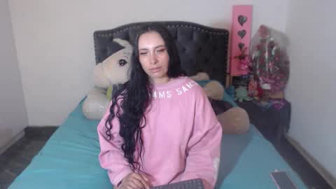 yenny online show from December 22, 4:30 am