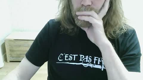 Saltimbanquier  Salt  ou  Banquier  online show from April 17, 10:01 pm