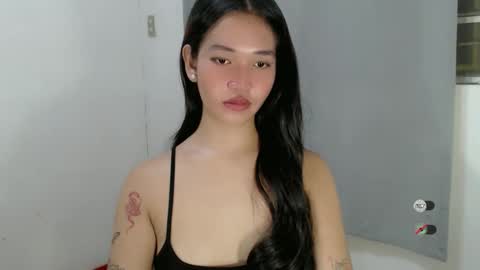 Snapshot of salva_fuckdoll chatting on September 25, 12:17 am Salva online show from September 25, 12:17 am