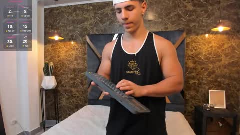 Snapshot of salvatore_damore chatting on March 8, 2:40 pm SALVATORE online show from March 8, 2:40 pm