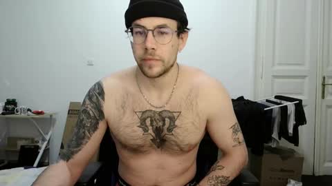 Zac online show from February 22, 9:59 pm