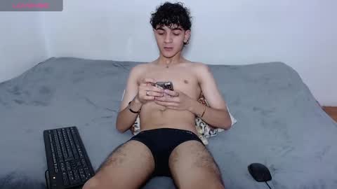 sam__cute online show from November 6, 8:28 am