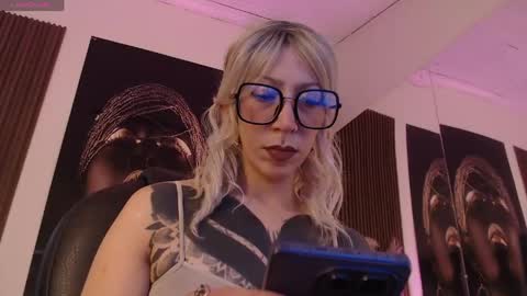 SAM MANSON online show from May 30, 9:24 pm