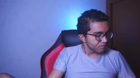 SAMUEL THOMPSON online show from February 23, 6:32 pm