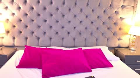 Samantaa G online show from January 9, 1:50 pm