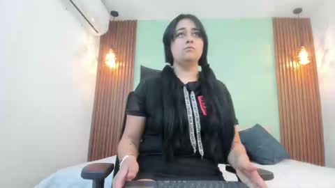 Samantha online show from December 14, 1:05 pm