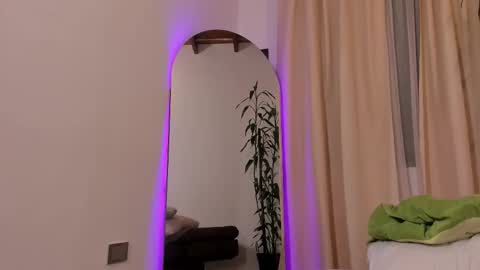 Samantha Ferrec online show from March 29, 11:17 pm