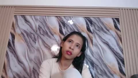 lizzy online show from March 21, 5:17 pm