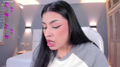 Snapshot of samanthaa_22_ chatting on September 23, 11:48 am Samanthaa online show from September 23, 11:48 am