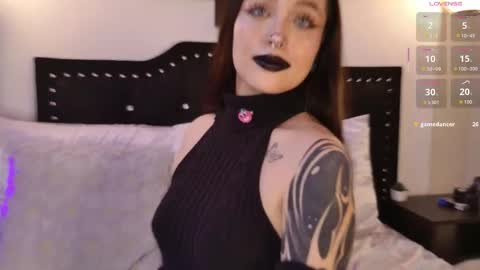 IGSamanthaGrant 10 online show from February 20, 4:09 pm