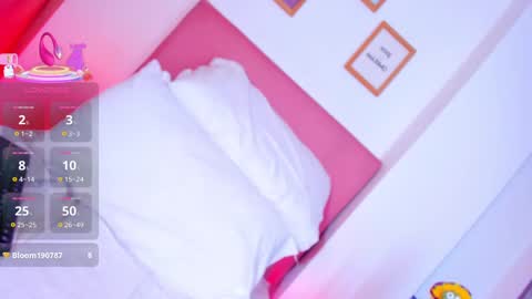 V A  N E S S A  online show from October 9, 10:59 pm