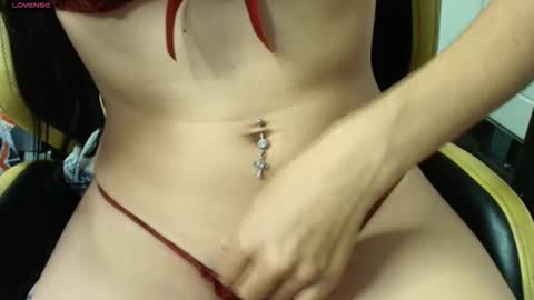Snapshot of samanthahoteer96 chatting on October 20, 2:55 pm samanthahoteer96 online show from October 20, 2:55 pm