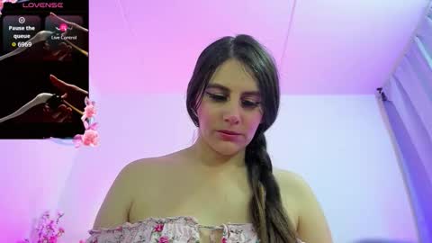 samanthamillher1021 online show from November 2, 11:43 am