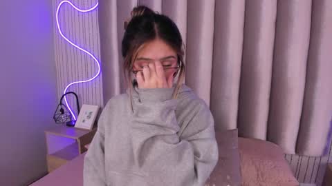 Alejandra  online show from November 25, 6:07 pm