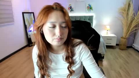 Snapshot of samara_hilton_2 chatting on October 1, 8:41 pm samara_hilton_2 online show from October 1, 8:41 pm