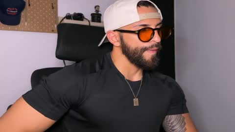 Sam Dornan online show from March 14, 4:05 am