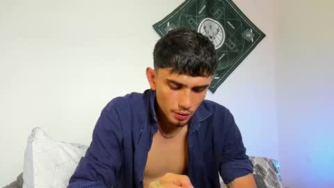 samevansx online show from February 5, 5:05 pm