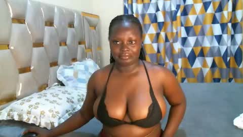 nina online show from November 18, 4:04 am