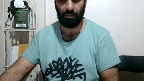 samirfuker84 online show from May 6, 7:42 pm
