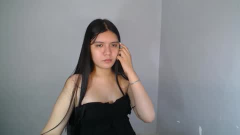 Snapshot of sampaguita_pinayxx chatting on October 3, 1:52 pm SOFIA online show from October 3, 1:52 pm