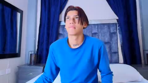 Samuel Sincee online show from January 25, 5:29 am