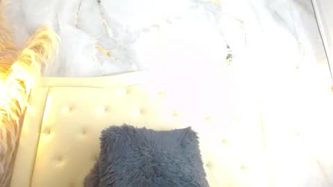 S A M A N T H A  online show from December 13, 7:53 pm