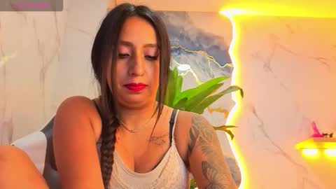 Snapshot of samy_queen_tx chatting on October 15, 3:10 am Online 800 to 1400 online show from October 15, 3:10 am
