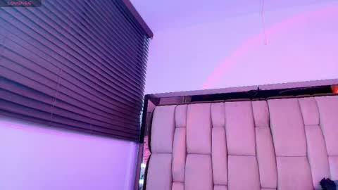 SAMY GREY... online show from April 17, 3:20 am