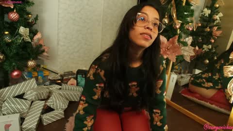 Special show on 17 december and 23 UwU online show from December 29, 4:38 am