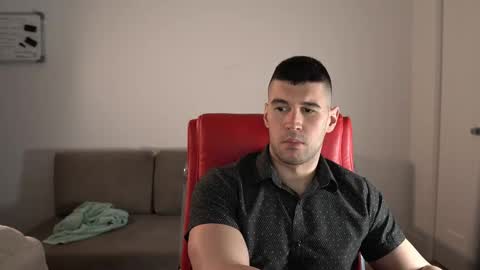 Sandow online show from March 24, 8:26 pm