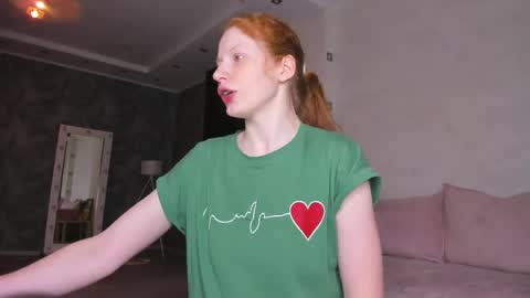 Sandra online show from April 13, 1:21 am