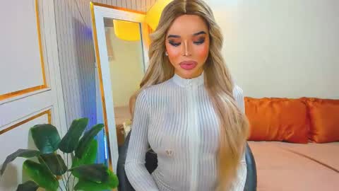 Sandra Hornball online show from November 30, 11:12 pm