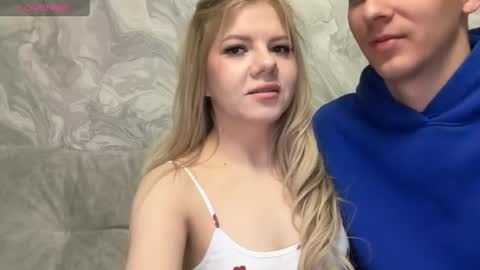 Fred and Lola online show from April 23, 10:56 am