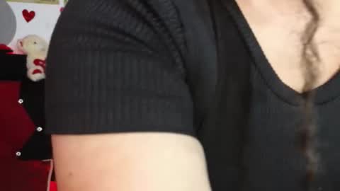 sandraossa online show from February 15, 8:40 pm