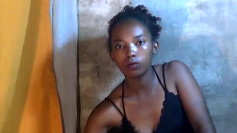 sandrine718 online show from January 13, 1:08 pm