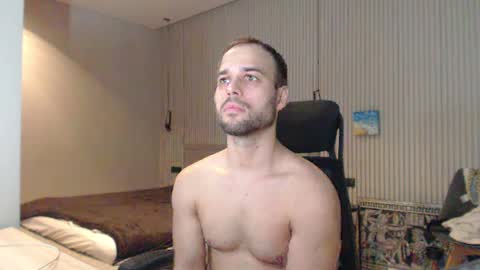 Snapshot of sandro_best chatting on March 10, 2:48 pm DeAlex online show from March 10, 2:48 pm