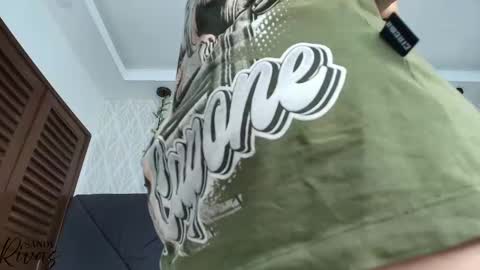 Snapshot of sandy_rivas chatting on September 17, 12:08 pm SAM online show from September 17, 12:08 pm