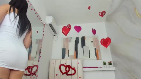 Snapshot of sandy_rivas chatting on February 14, 12:36 pm SAM online show from February 14, 12:36 pm