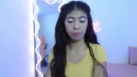 sandyy_tay online show from November 22, 12:03 pm