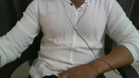 sanjuu online show from October 31, 8:15 am